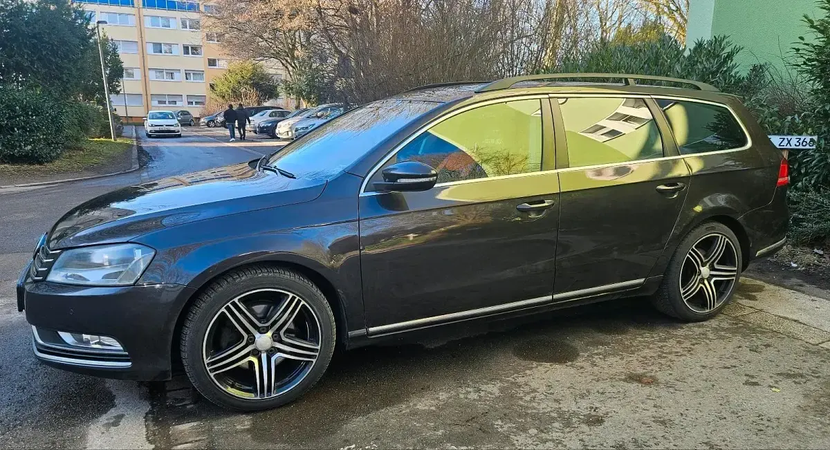 Gebraucht VW Passat 122 PS (89 kW) 2011 Braun Kombi