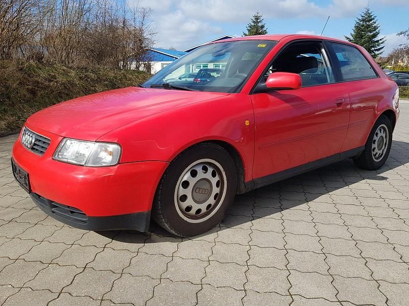 Gebraucht Audi A3 101 PS (74 kW) 1997 Rot Kleinwagen