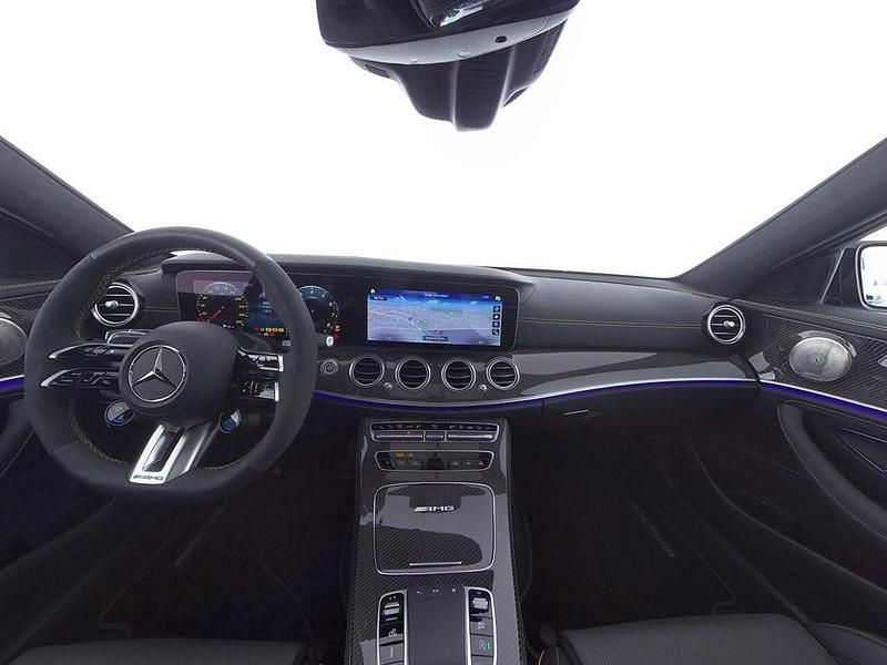 Gebraucht Mercedes E63S AMG AMG 612 PS (450 kW) 2022 Blau Limousine