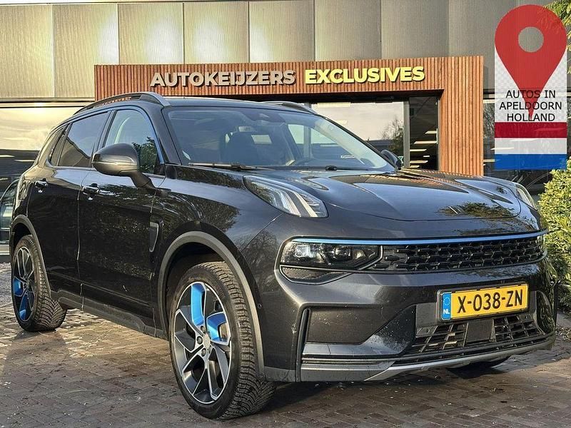 Schwarz Gebraucht 2021 Lynk & Co 01 SUV | 19.648 € (Fairer Preis) - Bild 1/4