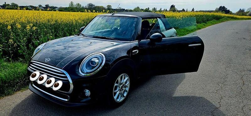 Second-hand Mini Cooper 136 CP (100 kW) 2018 Negru Hatchback