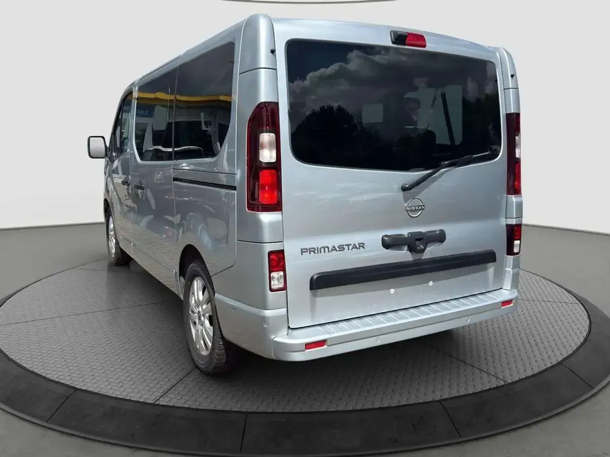 Gebraucht Nissan Primastar 150 PS (110 kW) 2025 Grey highland Van / Kleinbus