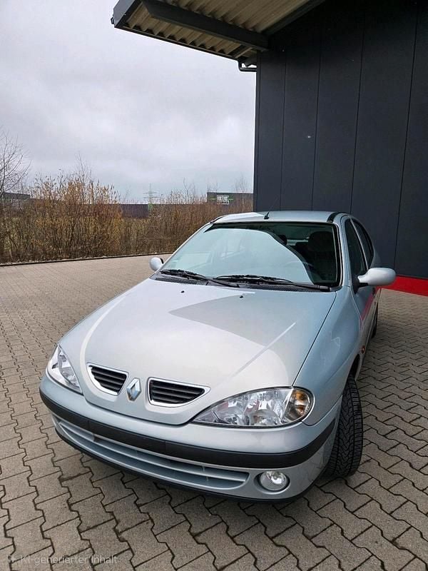 Gebraucht Renault Mégane 106 PS (77 kW) 2000 Silber Limousine