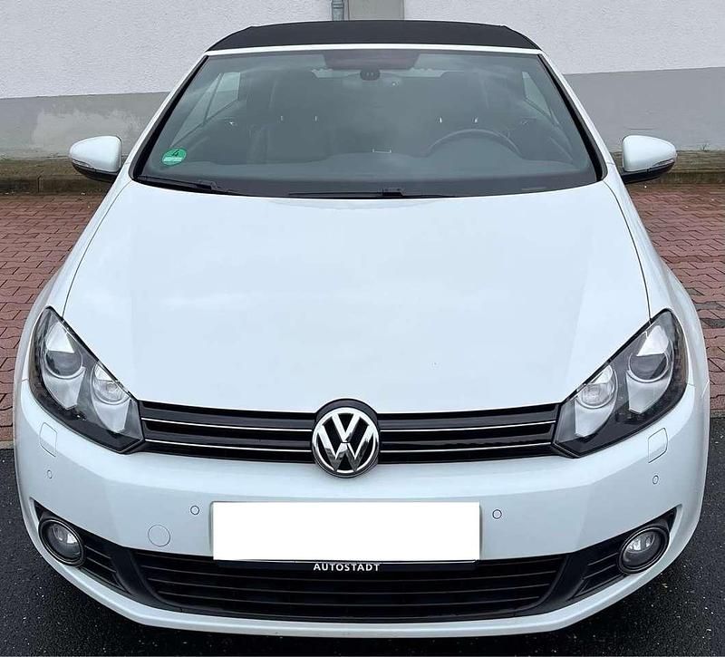 Gebraucht VW Golf 105 PS (77 kW) 2011 Weiß Cabrio