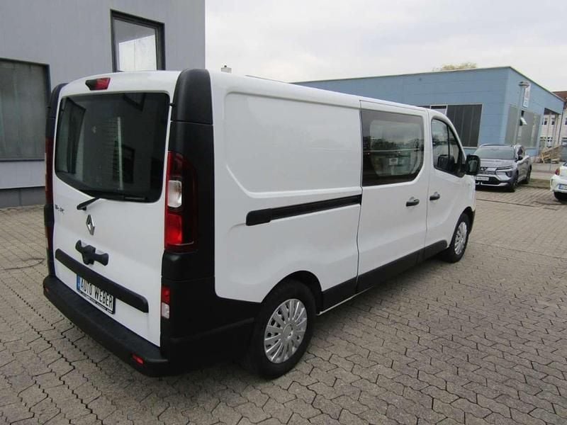 Gebraucht Renault Trafic Komfort 145 PS (106 kW) 2021 Gletscherweiss Van / Kleinbus