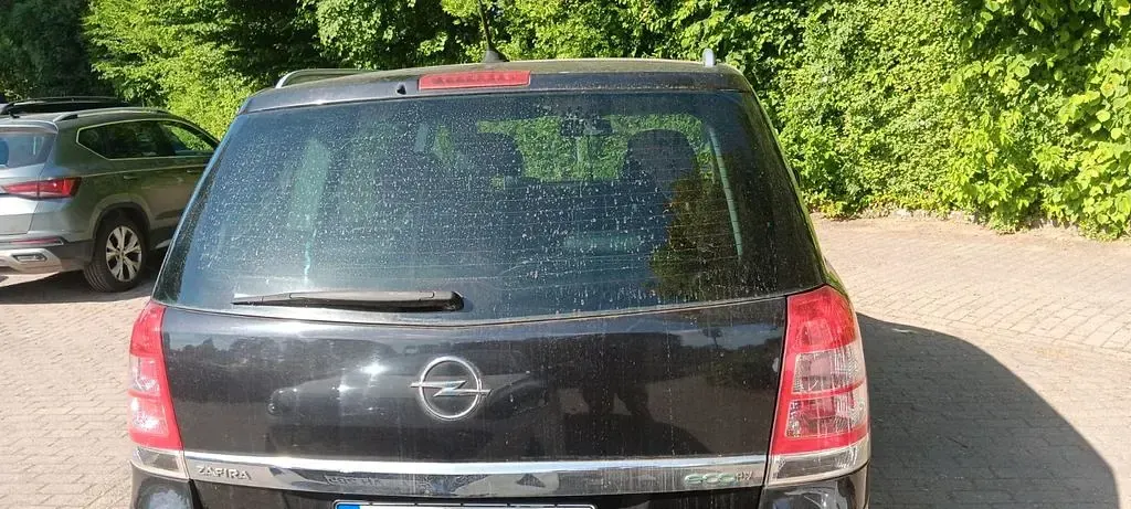 Gebraucht Opel Zafira Family 125 PS (91 kW) 2011 Schwarz Van / Kleinbus