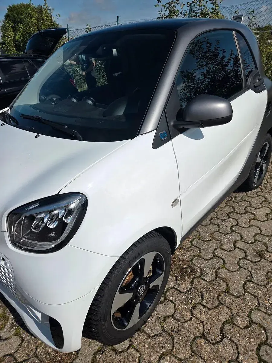 Gebraucht Smart ForTwo Coupé Passion 60 kW (82 PS) 2020 Weiß Coupé