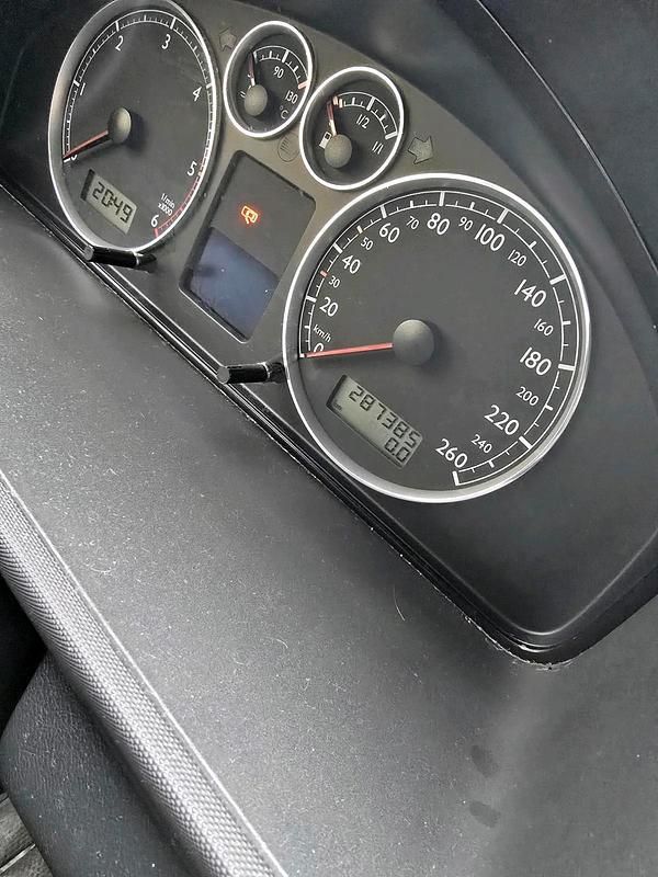 Gebraucht VW Sharan 130 PS (95 kW) 2005 Andere farben Van / Kleinbus