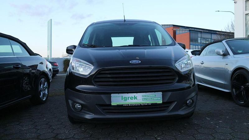 Gebraucht Ford Transit Trend 101 PS (74 kW) 2018 Schwarz Kombi