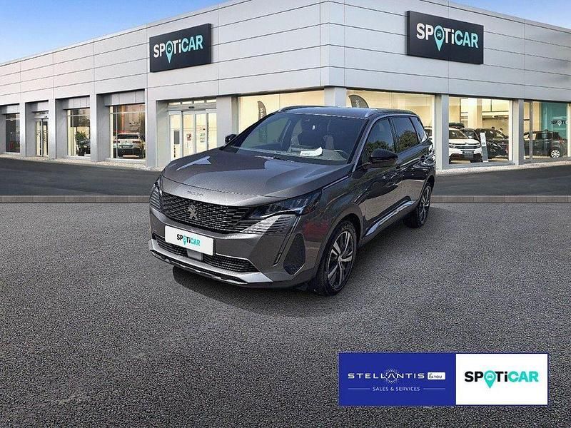 Grau Gebraucht 2023 Peugeot 5008 Allure Van / Kleinbus | 27.875 € (Fairer Preis) - Bild 1/4