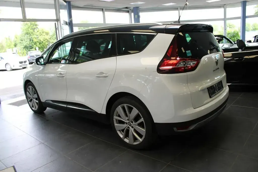 Gebraucht Renault Grand Scénic IV LIMITED 140 PS (102 kW) 2019 Weiß Van / Kleinbus