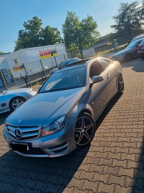 Gebraucht Mercedes C250 AMG 204 PS (150 kW) 2013 Grau Coupé