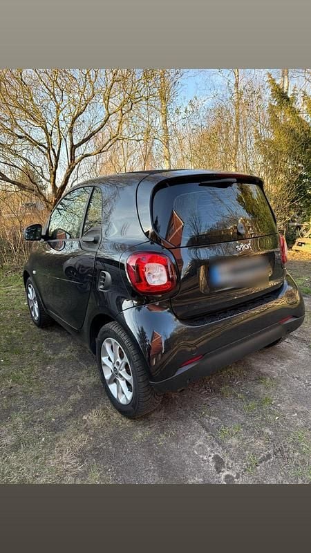 Gebraucht Smart ForTwo Coupé 71 PS (52 kW) 2018 Schwarz Coupé