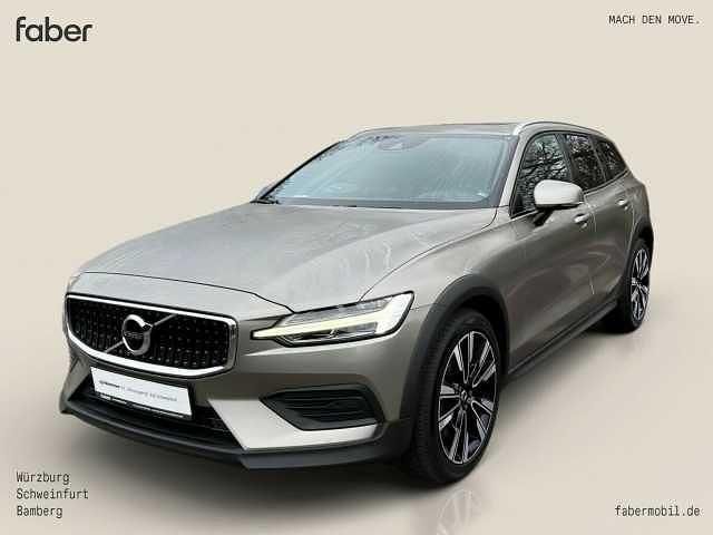 Gebraucht Volvo V60 CC Pro 250 PS (183 kW) 2020 Grau Kombi
