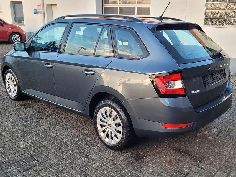 Gebraucht Skoda Fabia Cool Plus 95 PS (69 kW) 2020 Quarzgrau metallic Kombi