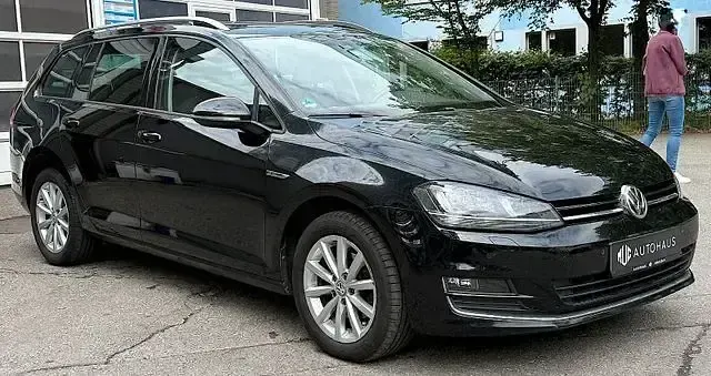 Gebraucht VW Golf VII LOUNGE 110 PS (80 kW) 2015 Schwarz Kombi