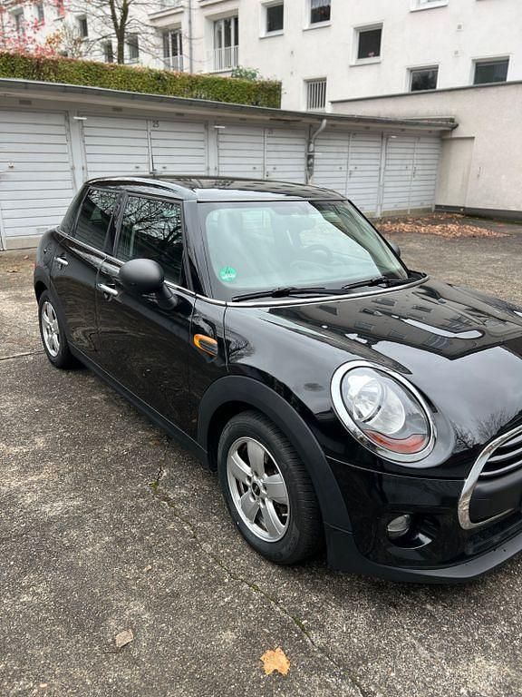 Second-hand Mini ONE 75 CP (55 kW) 2015 Negru Hatchback