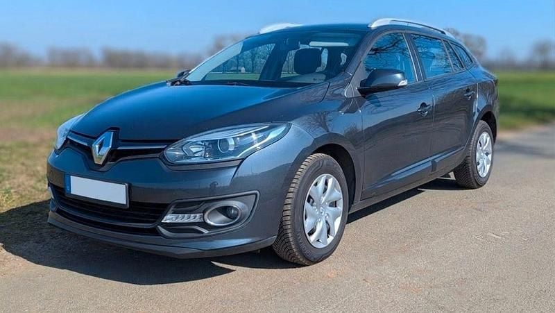 Gebraucht Renault Mégane III 116 PS (85 kW) 2014 Grau Limousine