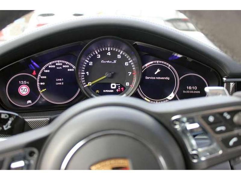 Gebraucht Porsche Panamera 549 PS (403 kW) 2019 Vulkangraumetallic (metallic) Kleinwagen