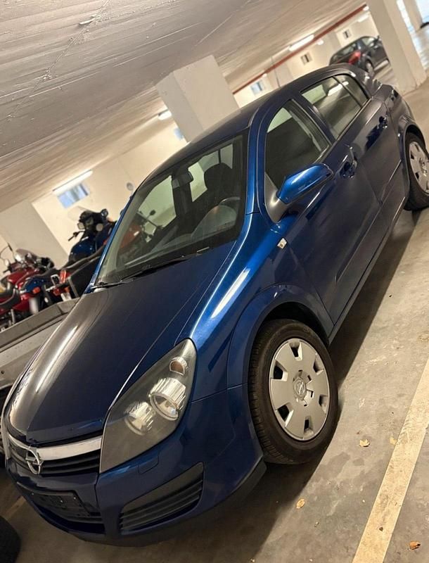 Gebraucht Opel Astra 90 PS (66 kW) 2006 Blau Limousine