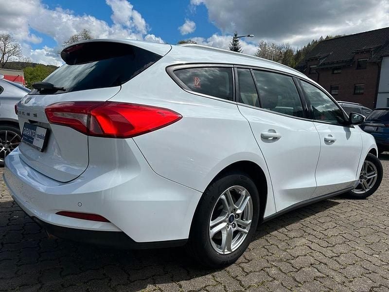 Second-hand Ford Focus 120 CP (88 kW) 2020 Alb Berlinǎ