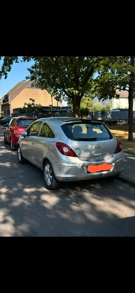 Gebraucht Opel Corsa 80 PS (58 kW) 2008 Silber Kleinwagen