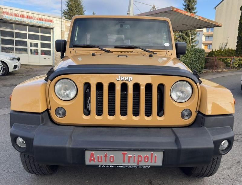 Gebraucht Jeep Wrangler Unlimited Sahara 200 PS (147 kW) 2014 Gelb SUV