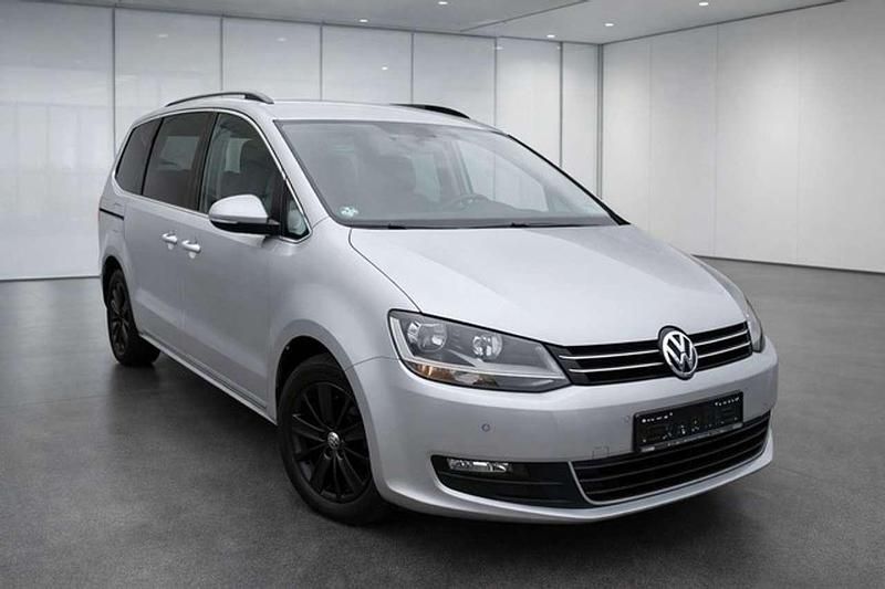 Gebraucht VW Sharan 140 PS (102 kW) 2015 Grau Van / Kleinbus