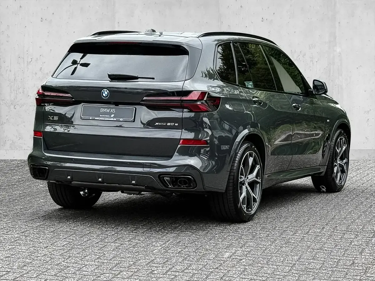 Neu BMW X5 Comfort Edition 489 PS (359 kW) 2026 Silber SUV