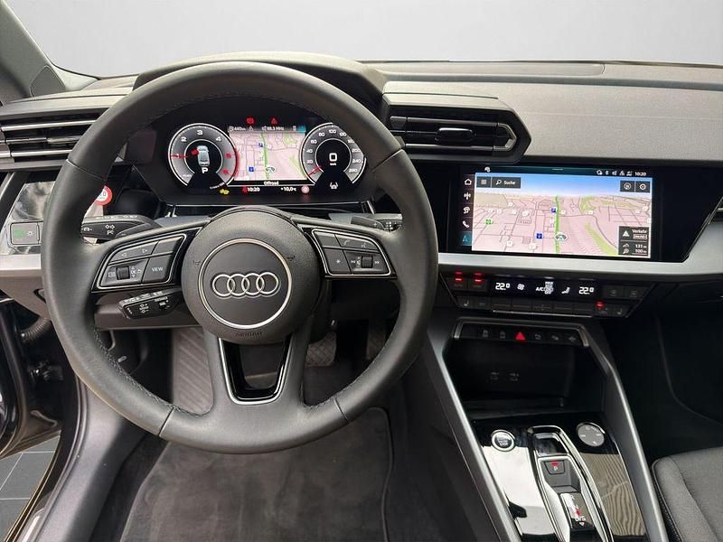 Gebraucht Audi A3 Advanced Plus 150 PS (110 kW) 2025 Mythosschwarz metallic Limousine