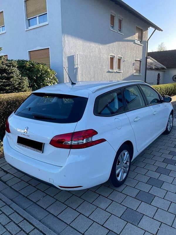Gebraucht Peugeot 308 150 PS (110 kW) 2014 Weiß Kombi