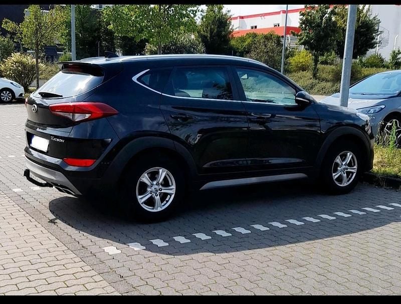 Schwarz Gebraucht 2017 Hyundai Tucson SUV | 14.100 € (Guter Preis) - Bild 1/4