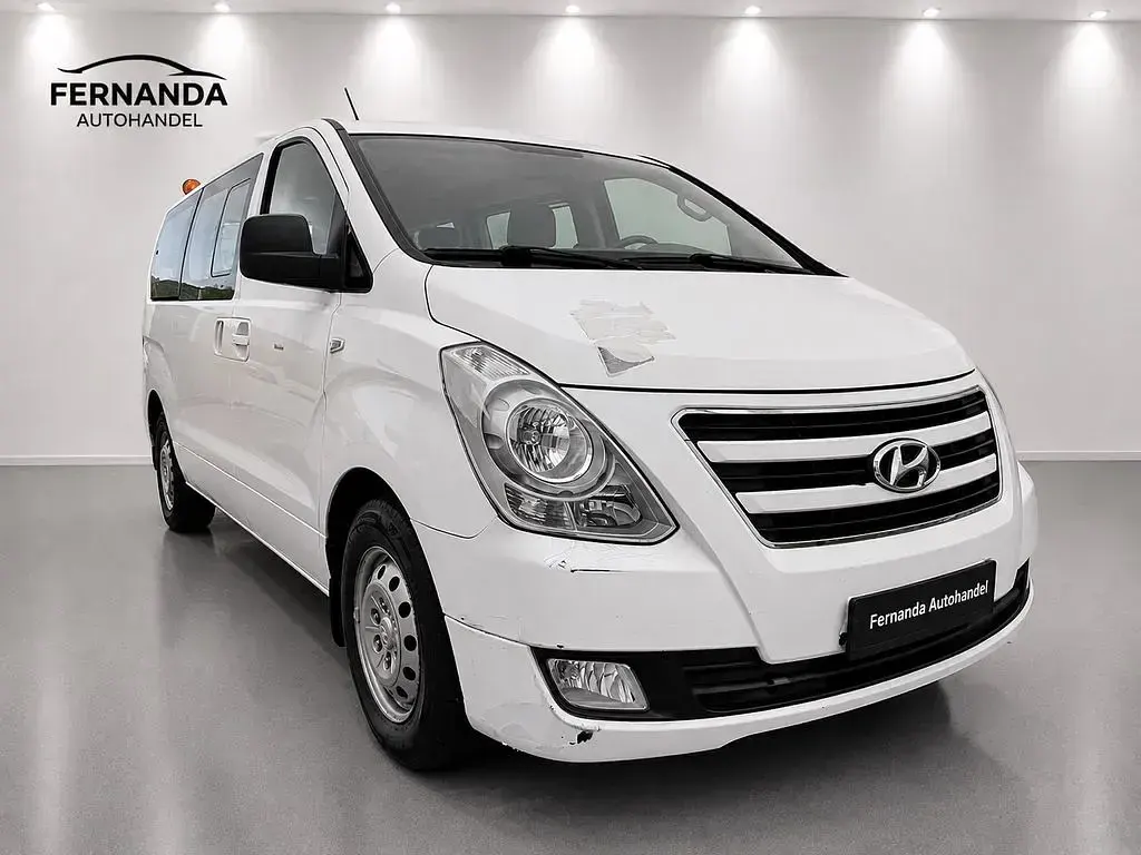 Gebraucht Hyundai H-1 Comfort 136 PS (100 kW) 2013 Gelb Van / Kleinbus