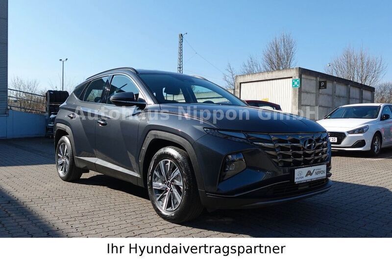 Dark knight / mic Gebraucht 2022 Hyundai Tucson Select SUV | 26.450 € (Fairer Preis) - Bild 1/4