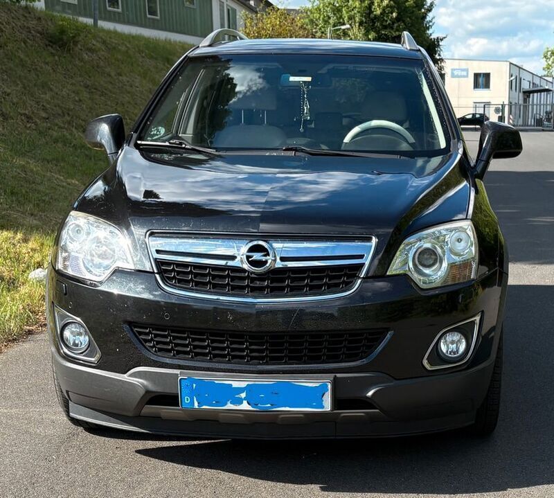 Schwarz Gebraucht 2011 Opel Antara Cosmo SUV | 6.400 € (Fairer Preis) - Bild 1/4