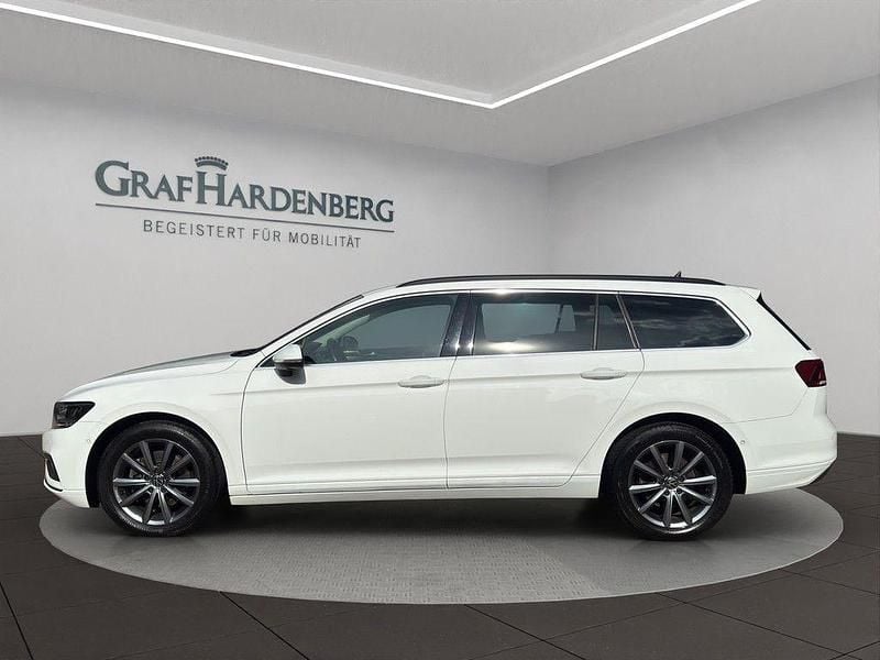 Gebraucht VW Passat Business 200 PS (147 kW) 2022 Weiß Kombi