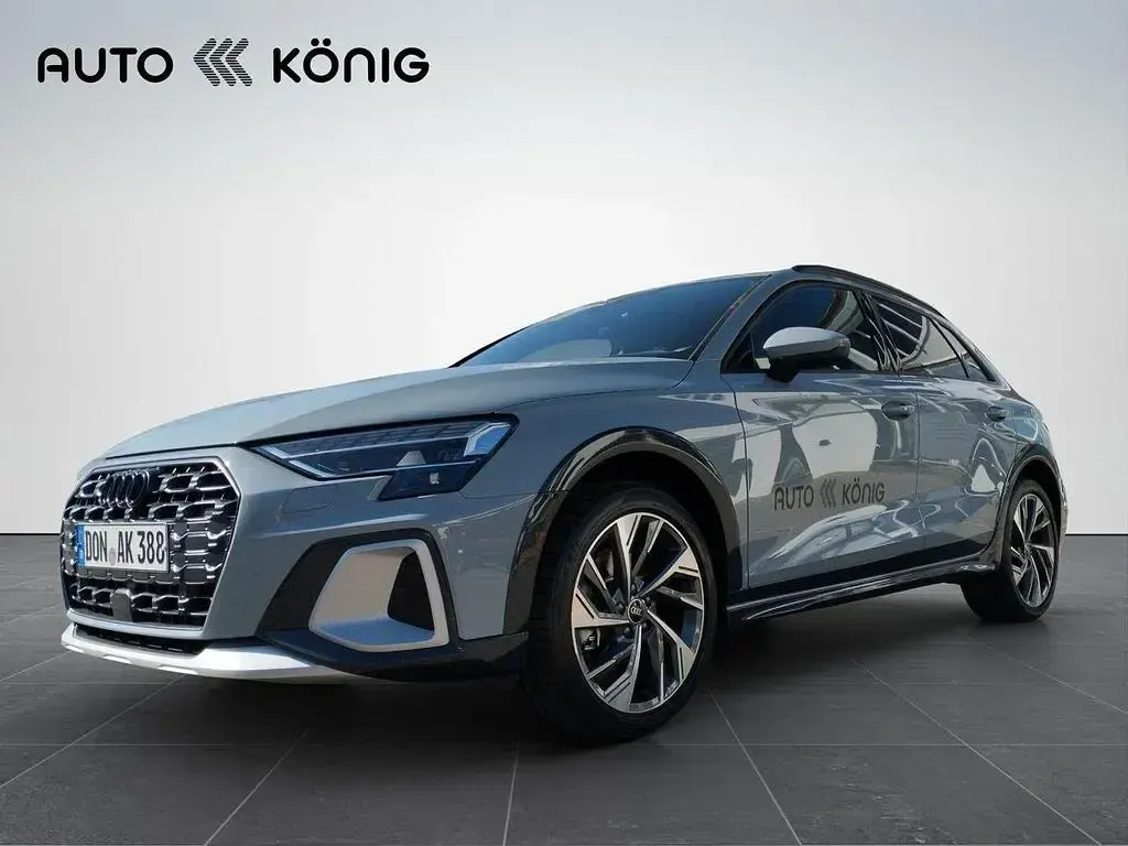 Gebraucht Audi A3 Sport 150 PS (110 kW) 2025 Grau Limousine