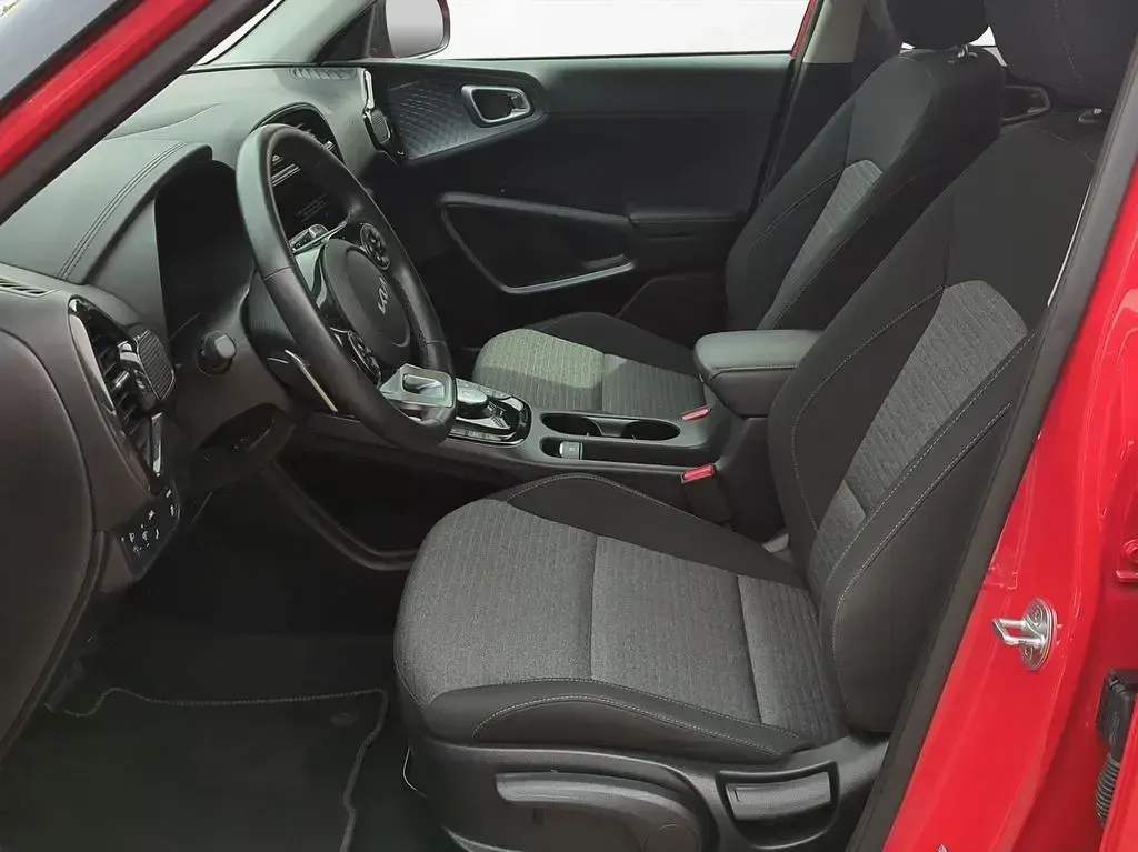 Gebraucht Kia Soul Vision 150 kW (204 PS) 2022 Rot SUV