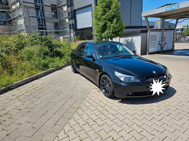 Schwarz Gebraucht 2003 BMW 530 Limousine | 4.100 € (Superpreis) - Bild 1/4