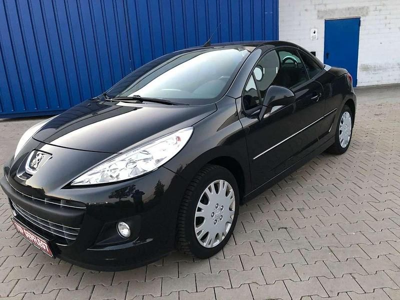 Gebraucht Peugeot 207 CC Active 120 PS (88 kW) 2013 Schwarz metallic Cabrio