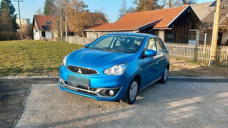 Gebraucht Mitsubishi Space Star 70 PS (51 kW) 2018 Blau Kleinwagen