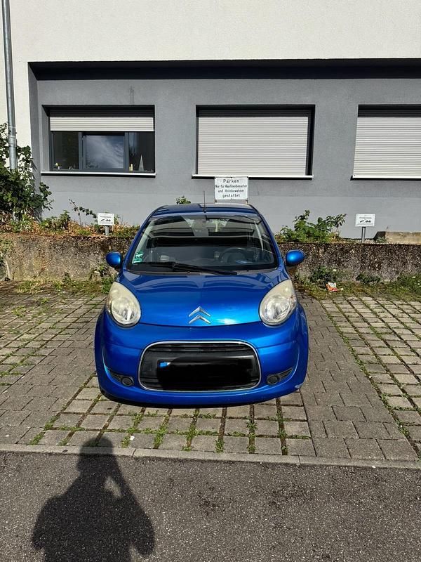 Blau Gebraucht 2011 Citroën C1 Kleinwagen | 3.450 € (Fairer Preis) - Bild 1/4