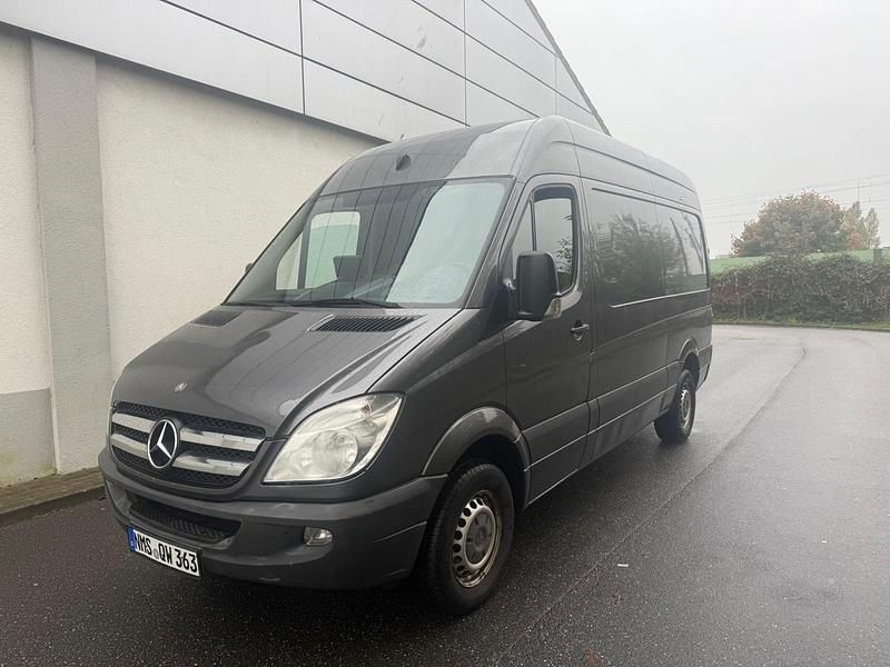 Schwarz Gebraucht 2013 Mercedes 316 Van | 7.899 € (Superpreis) - Bild 1/4
