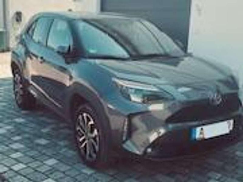 Gebraucht Toyota Yaris Cross Elegant 92 PS (67 kW) 2022 Grau SUV