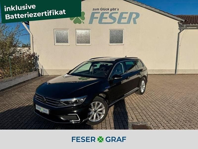 Deep black perleffekt Gebraucht 2022 VW Passat GTE Kombi | 23.770 € (Guter Preis) - Bild 1/4