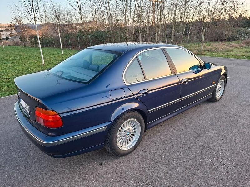 Gebraucht BMW 528 Sport Line 193 PS (141 kW) 1998 Blau Limousine