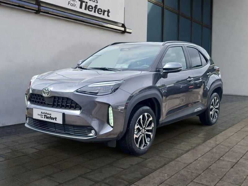 Grau Neu 2025 Toyota Yaris Cross SUV | 30.900 € (Fairer Preis) - Bild 1/3
