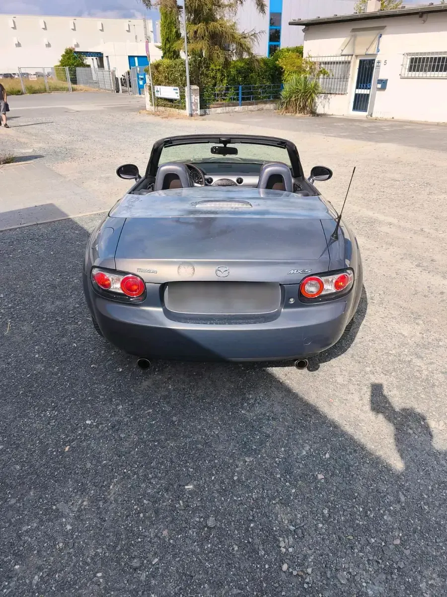 Gebraucht Mazda MX5 126 PS (92 kW) 2009 Grau Cabrio