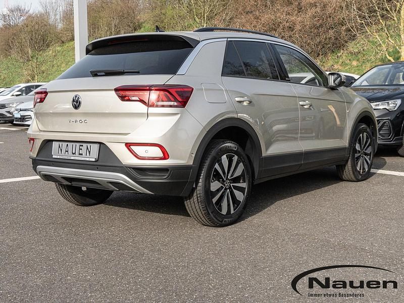 Gebraucht VW T-Roc Move 150 PS (110 kW) 2023 Silber SUV