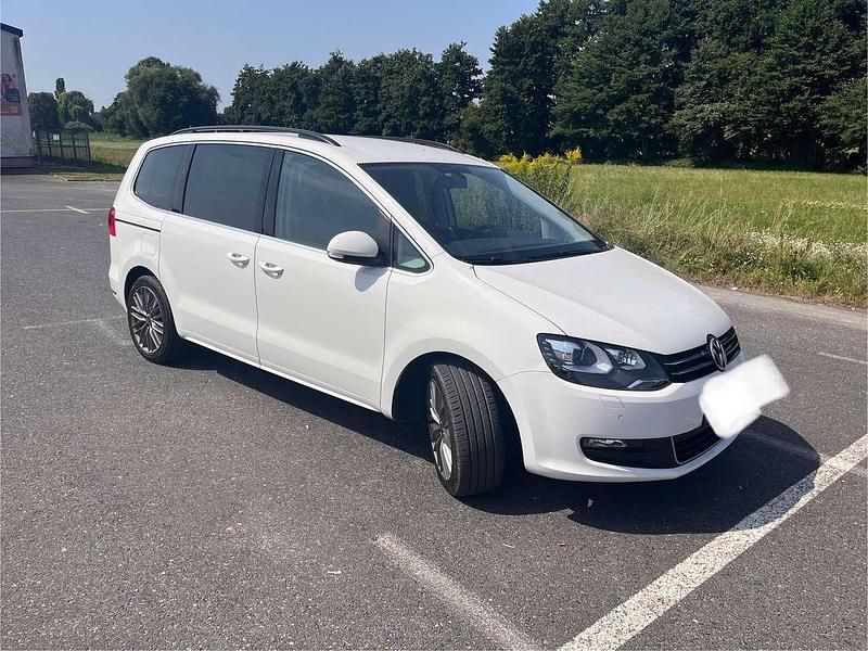 Gebraucht VW Sharan 190 PS (139 kW) 2013 Weiß Van / Kleinbus